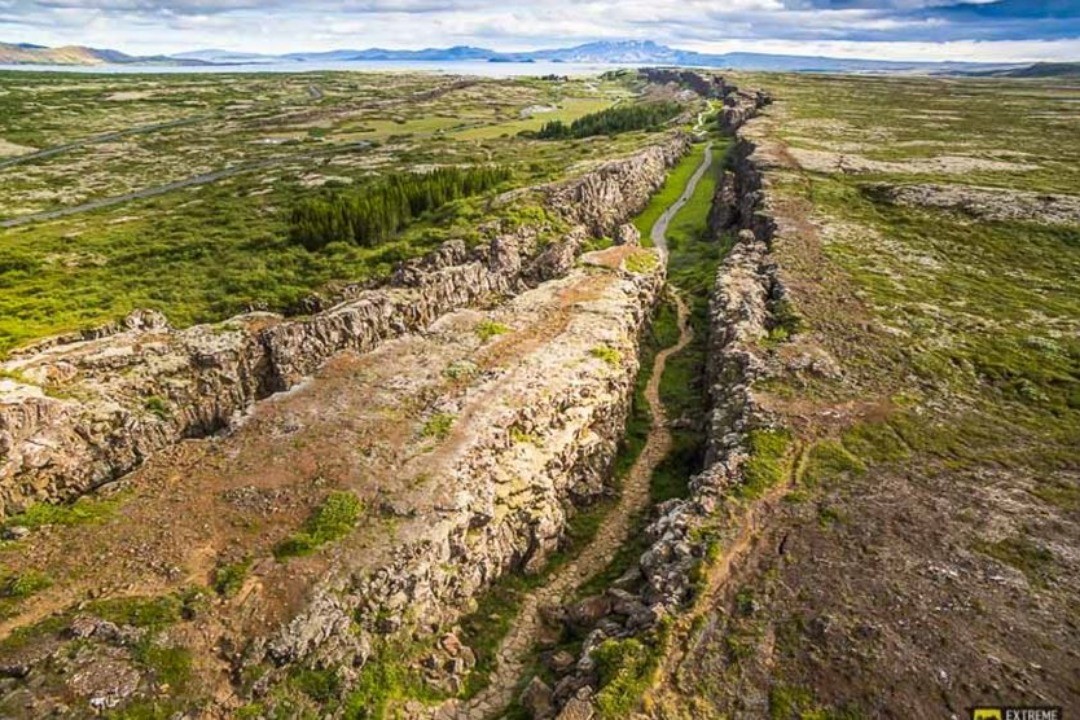 Разлом в исландии фото